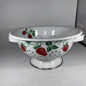 Vintage 1983 Teleflora White Enamel Strawberry Colander Strainer 8"